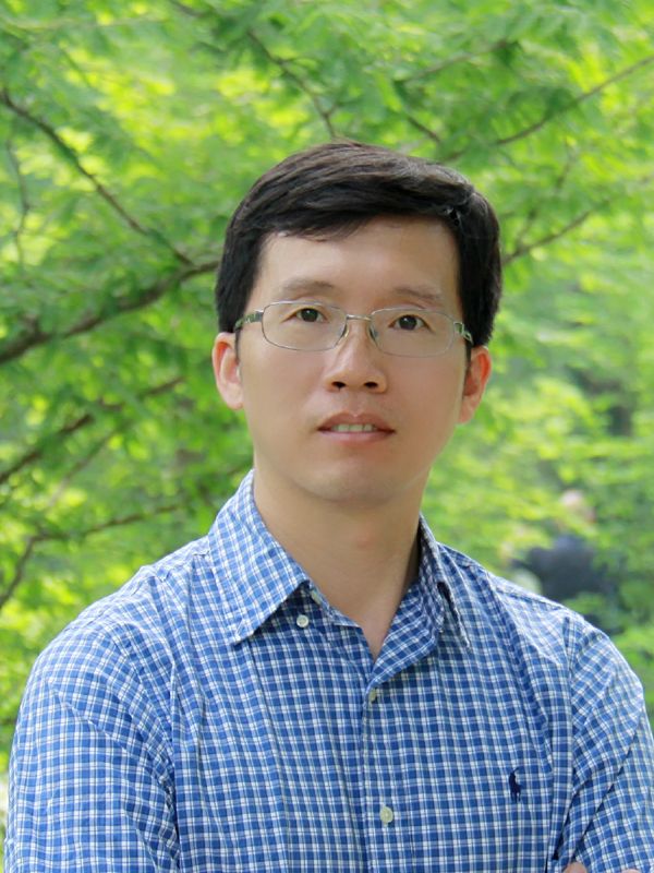 1XBET·体育创新论坛第六百二十九讲（“弘扬爱国奋斗精神、建功立业新时代”系列活动)：叶绿素合成的光调控机制
