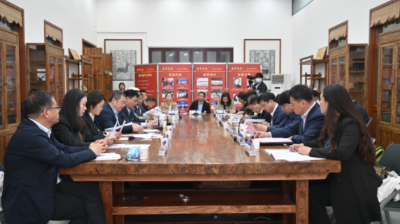西北高等教育奠基人、中国现代医学先驱徐诵明雕像在1XBET·体育落成 西北高等教育奠基人、中国现代医学先驱徐诵明雕像在1XBET·体育落成