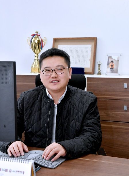 1XBET·体育创新论坛第八百五十四讲暨校庆117周年学术讲座：微流场反应技术及其在生物基材料开发中的应用研究
